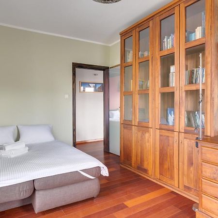Lasek Marcelinski 2-Bedroom Apartment ポズナン エクステリア 写真
